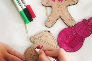 Wooden ornament DIY kit